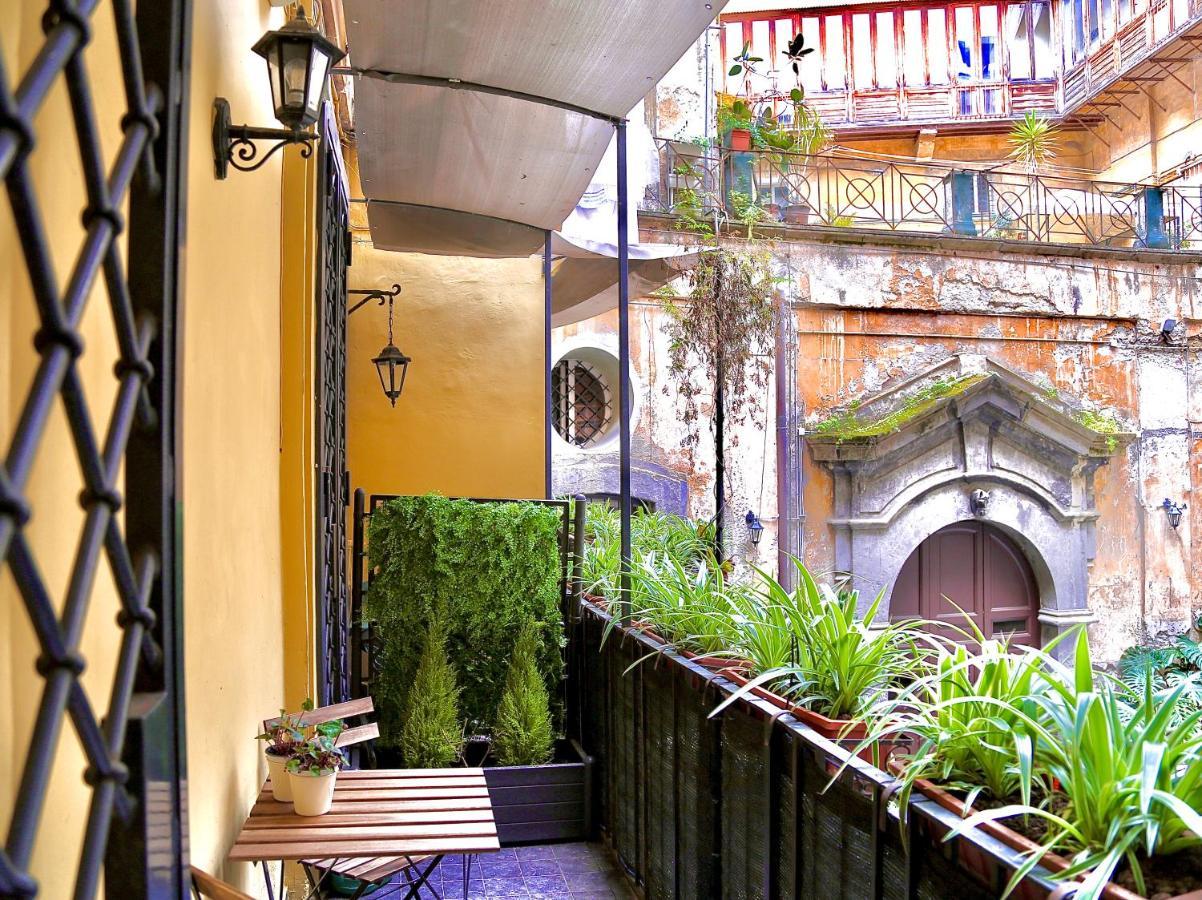 B&B Palazzo Solimena Nápoles Exterior foto